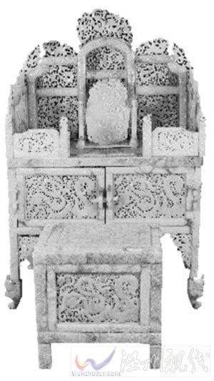 “漢代玉凳”拍出2.2億遭疑 專家稱當(dāng)時(shí)沒(méi)凳子