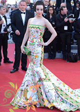 范冰冰“瓷娃娃”圖片 65屆戛納電影節范冰冰古典瓷娃娃造型