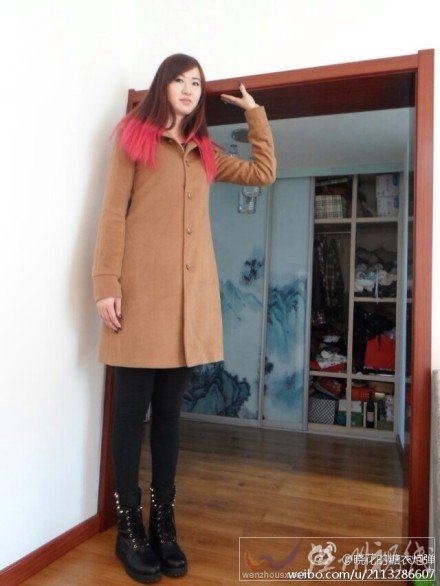 兩米高女孩梁天云男友身高