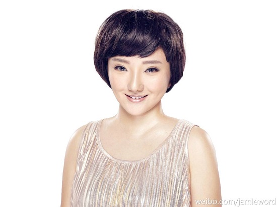 王梓整容后的樣子 超女王梓整容前后對比照片