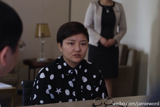 王梓整容后的樣子 超女王梓整容前后對比照片