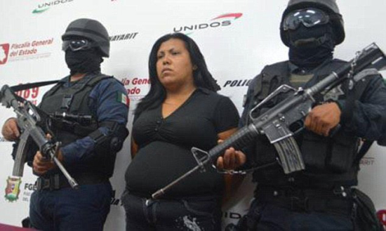 女子殘殺孕婦剖腹取子