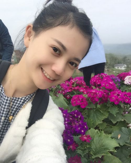 90后美女老師李曉妤