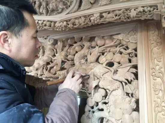 天價木床價值百萬