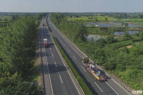 網(wǎng)購(gòu)飛機(jī)送老婆