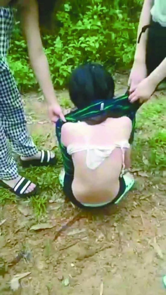 媒體評少女遭圍毆