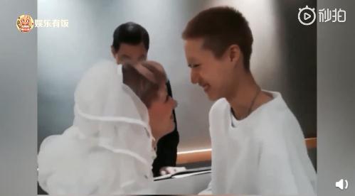 小龍女吳卓林結婚