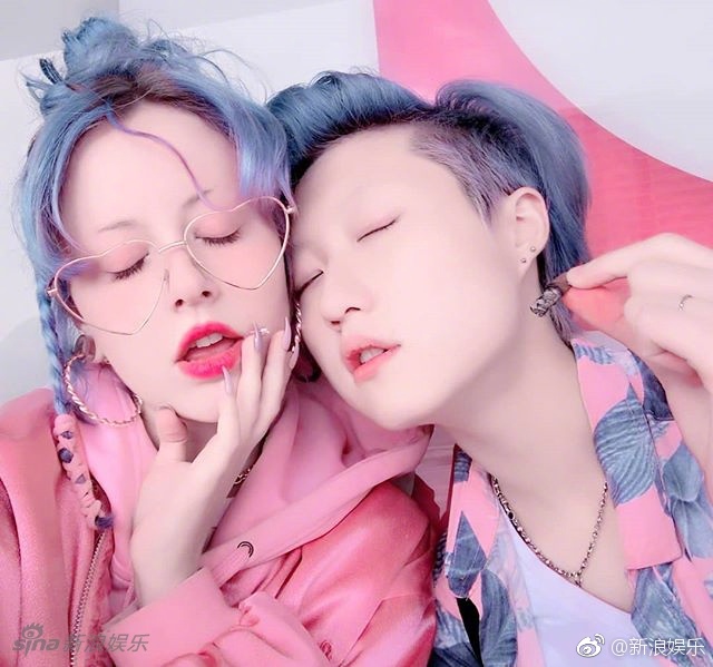 小龍女吳卓林結婚