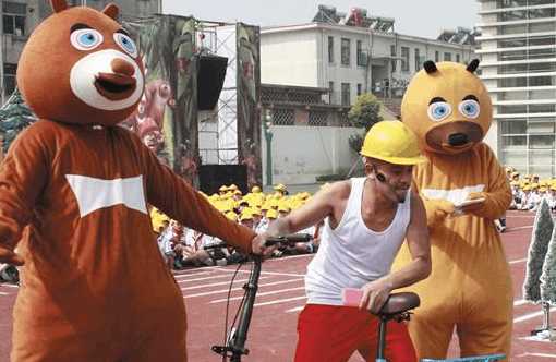 模仿光頭強(qiáng)走紅