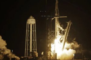 美國宇航局 SpaceX 將4名宇航員送入空間站