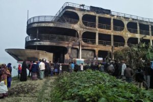 孟加拉國渡輪起火3人死亡